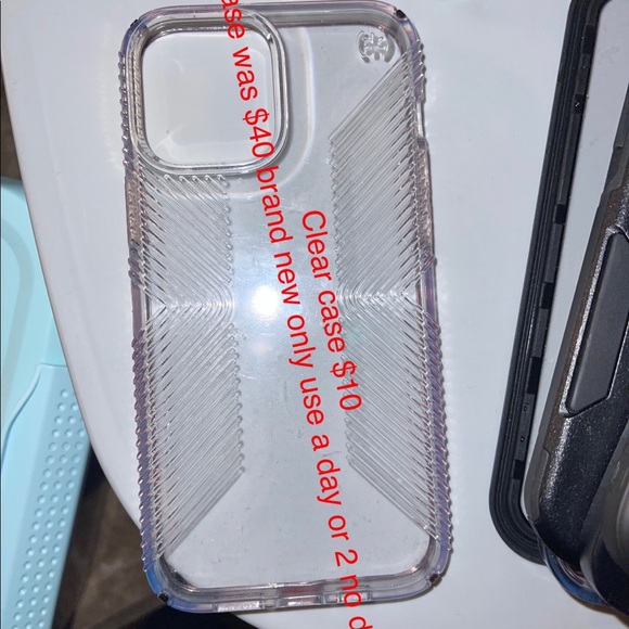 iPhone 12 Pro Max phone cases - Picture 2 of 8